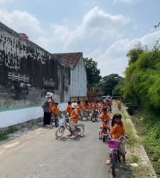 SERUNYA BERSEPEDA!!